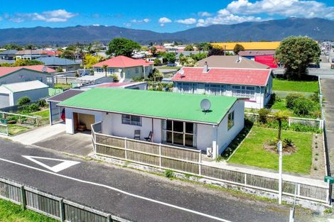 Photo of property in 21 Palmerston Street, Westport, 7825