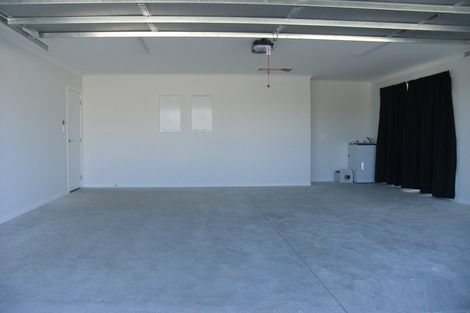 Photo of property in 112 Hinemoa Street, Levin, 5510