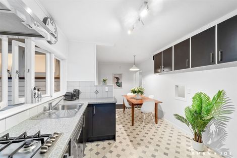 Photo of property in 106 Seabrook Avenue, New Lynn, Auckland, 0600