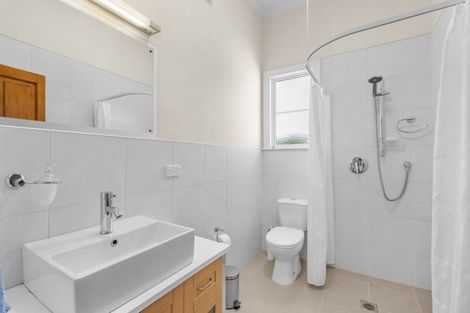 Photo of property in 856 Ocean View Road, Te Arai, Wellsford, 0975