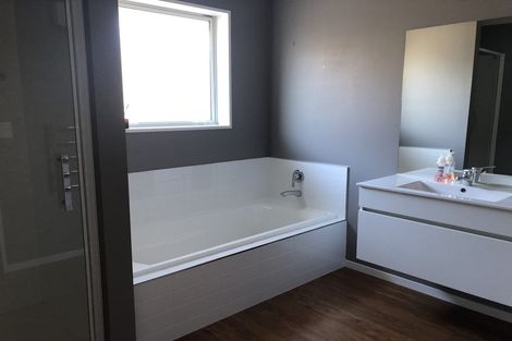 Photo of property in 16 Rhyolite Court, Rolleston, 7614