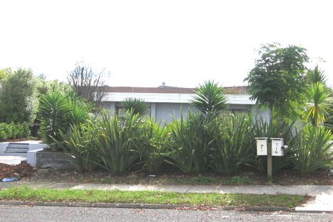 Photo of property in 2/7 Pinero Place, Bucklands Beach, Auckland, 2014