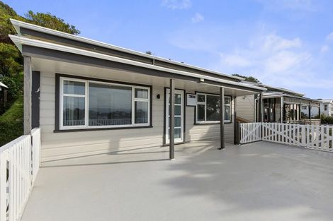 Photo of property in 19 Charlotte Avenue, Brooklyn, Wellington, 6021