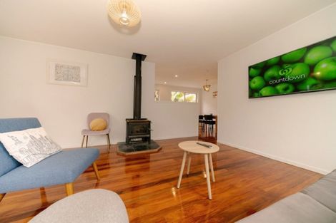 Photo of property in 22 Morriggia Place, Bayview, Auckland, 0629