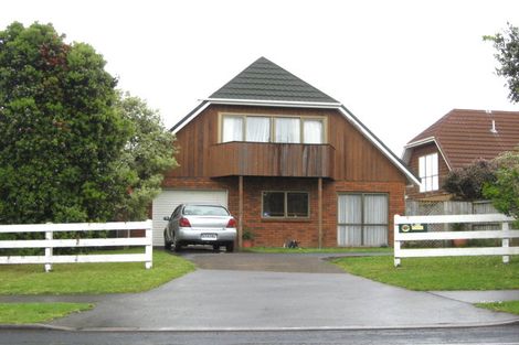 Photo of property in 151 Chichester Drive, Rosehill, Papakura, 2113