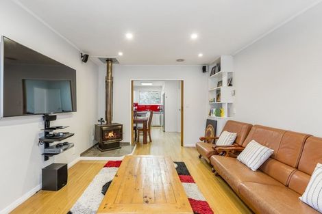 Photo of property in 28 Hobby Avenue, Birkdale, Auckland, 0626