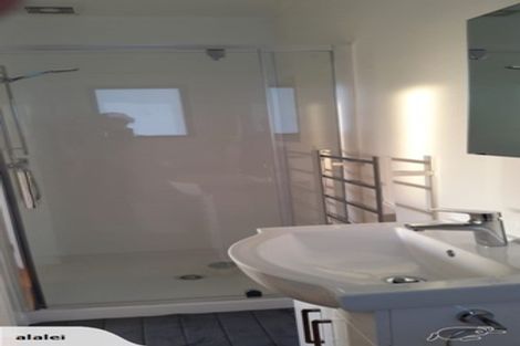 Photo of property in 39 Dakota Avenue, Beach Haven, Auckland, 0626