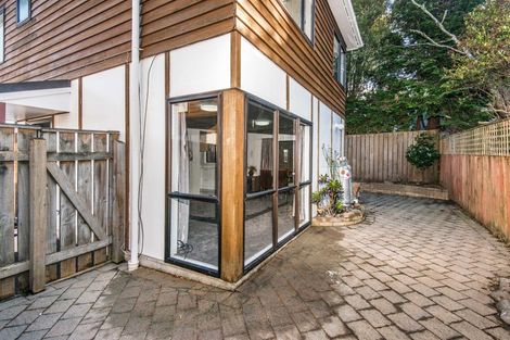 Photo of property in 21f4 Rotoiti Street, Johnsonville, Wellington, 6037
