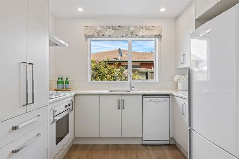 Photo of property in 355 Bower Avenue, North New Brighton, Christchurch, 8083