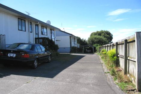 Photo of property in 1/31 Caribbean Drive, Unsworth Heights, Auckland, 0632