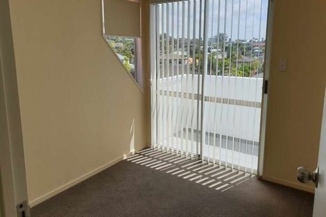 Photo of property in 41 Esther Place, Red Beach, 0932