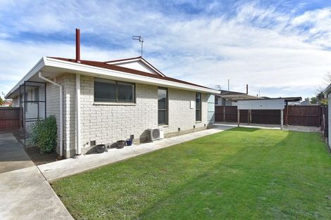 Photo of property in 17 Apollo Place, Papanui, Christchurch, 8052