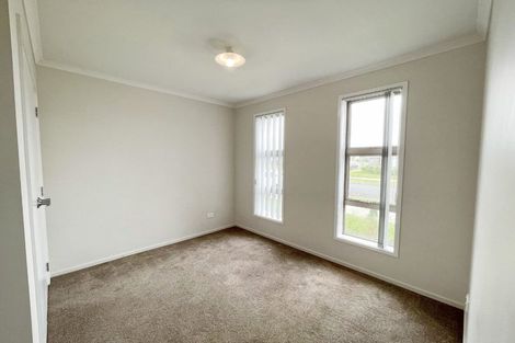 Photo of property in 19 Perla Road, Pukekohe, 2120