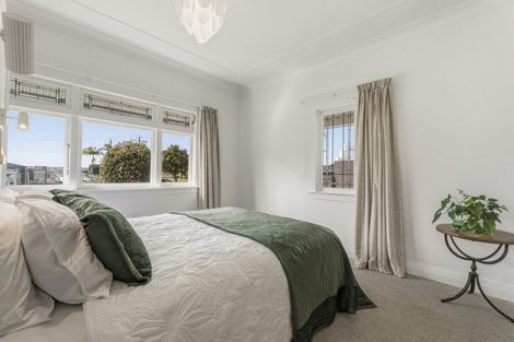 Photo of property in 24 Twelfth Avenue, Tauranga South, Tauranga, 3112