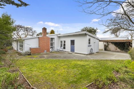 Photo of property in 43 Croziers Road, St Albans, Christchurch, 8052