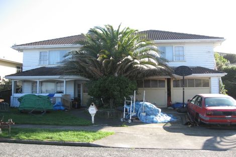 Photo of property in 22 Pennant Grove, Titahi Bay, Porirua, 5022