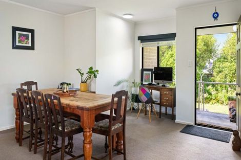 Photo of property in 2 Tavarnya Way, Patumahoe, Pukekohe, 2679