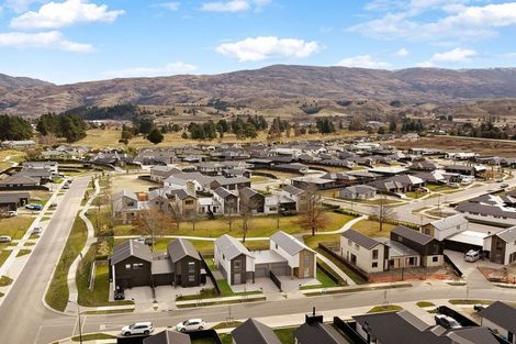 Photo of property in 30 Woods Crescent, Cromwell, 9310