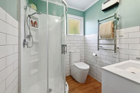 Photo of property in 22 Selwyn Road, Lynmore, Rotorua, 3010