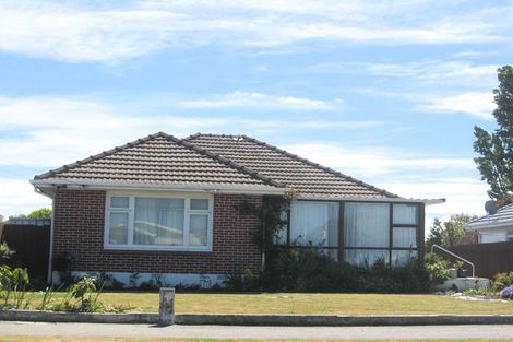 Photo of property in 46 Vivian Street, Burwood, Christchurch, 8083