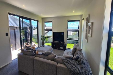 Photo of property in 3 Stingray Drive, Omokoroa, 3114