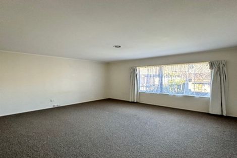 Photo of property in 1/5 Saint Leger Crescent, Huntington Park, Auckland, 2013