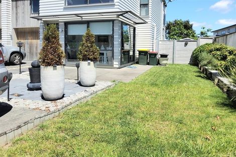 Photo of property in 45 Costa Viva Crescent, Karaka, Papakura, 2113