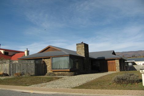 Photo of property in 53a Meadowstone Drive, Wanaka, 9305