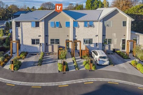 Photo of property in 2/5 Matata Place, Dallington, Christchurch, 8061