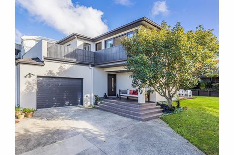 Photo of property in 12 Whitu Street, Khandallah, Wellington, 6035