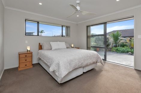 Photo of property in 5 Sando Way, One Tree Point, 0118