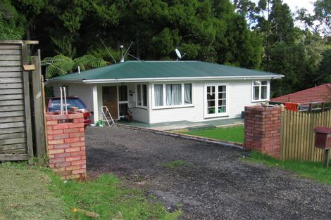 Photo of property in 306 Huia Road, Titirangi, Auckland, 0604
