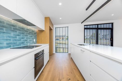 Photo of property in 771a East Coast Road, Northcross, Auckland, 0630