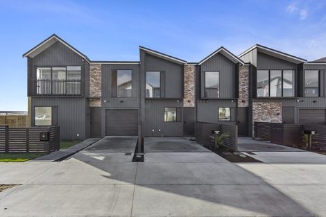 Photo of property in 86 Symes Drive, Red Beach, 0932