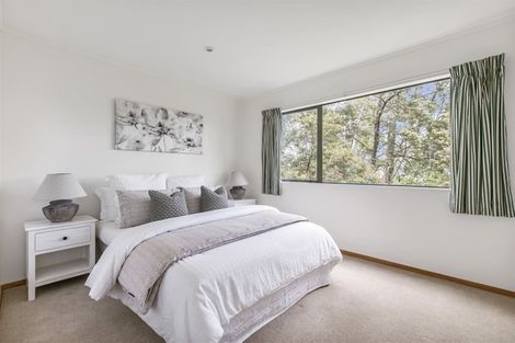 Photo of property in 25 Stephanie Close, Glenfield, Auckland, 0629