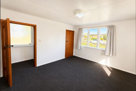 Photo of property in 8 Allenby Street, Bader, Hamilton, 3206
