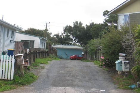 Photo of property in 9a Inver Street, Glen Eden, Auckland, 0602