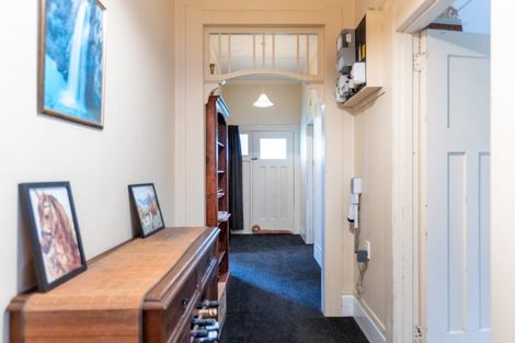 Photo of property in 1 Vogel Street, Woodville, 4920