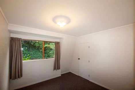 Photo of property in 93 Churton Drive, Churton Park, Wellington, 6037