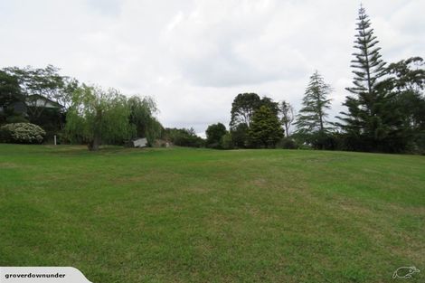 Photo of property in 327 Kaipara Road, Papakura, 2582