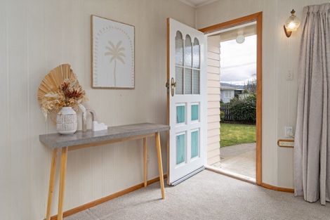 Photo of property in 1 East Street, Greytown, 5712