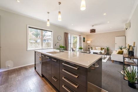 Photo of property in 2 Wood Street, Wallaceville, Upper Hutt, 5018