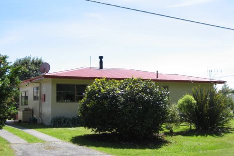 Photo of property in 1/3 Stafford Street, Westport, 7825