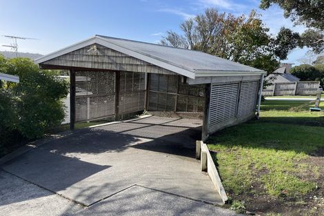 Photo of property in 63 Knights Road, Rothesay Bay, Auckland, 0630