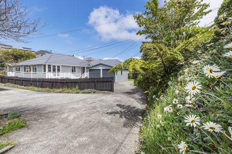 Photo of property in 33 Bannister Avenue, Johnsonville, Wellington, 6037