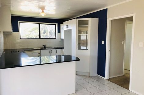 Photo of property in 24 Vanbrugh Place, Bucklands Beach, Auckland, 2014