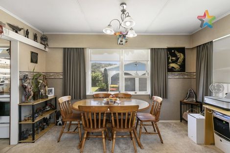 Photo of property in 33 Meremere Street, Wainuiomata, Lower Hutt, 5014