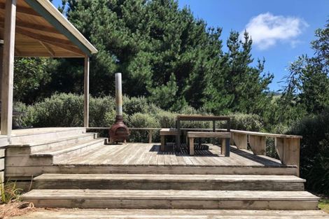 Photo of property in 55 Reikorangi Road, Waikanae, 5391