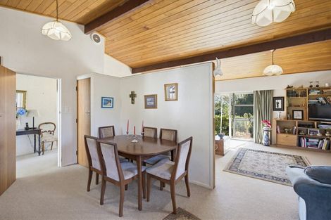 Photo of property in 594 Waitohu Valley Road, Manakau, Otaki, 5583