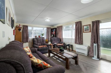 Photo of property in 6 Betten Street, Waimate, 7924